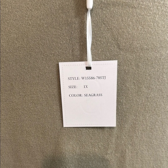 Sioni Green Boxy Ruffled Sweatshirt - Picture 6 of 6